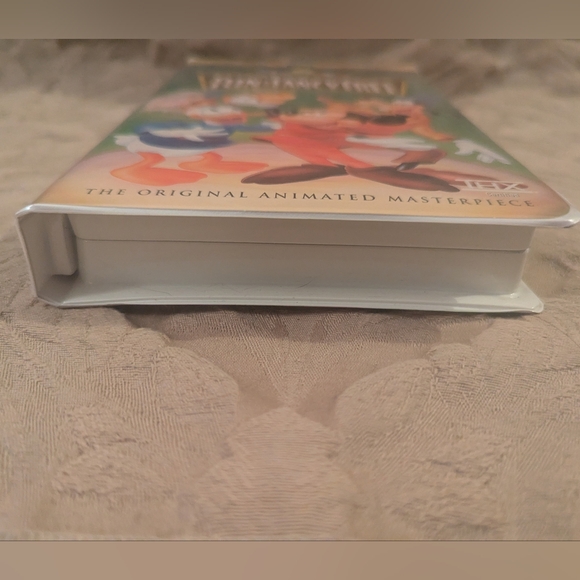 Disney's Fun and Fancy Free VHS 2 For $14 - Picture 6 of 7